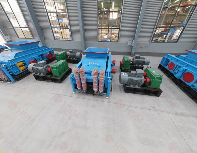 高硬度大型矿石破碎机